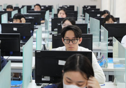 Tuyển sinh đại học năm 2025: Kỳ thi đánh giá năng lực có gì mới?