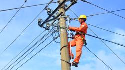 Cân nhắc điều chỉnh giá bán điện 3 tháng một lần