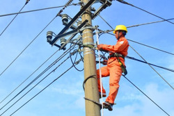 Tăng giá điện: Ai chịu tác động?